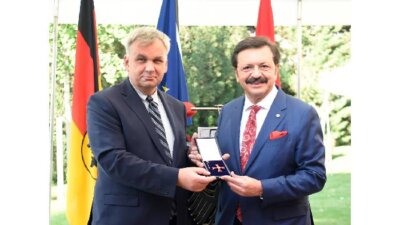 TOBB Başkanı M. Rifat Hisarcıklıoğlu’na Almanya Federal Cumhuriyeti tarafından Devlet Nişanı verildi